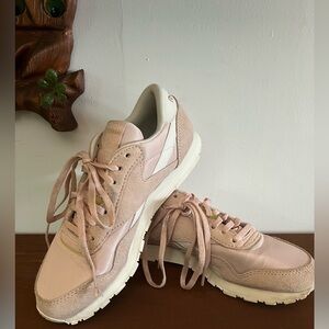 Reebok Pink and White Retro Sneaker Size 7.5